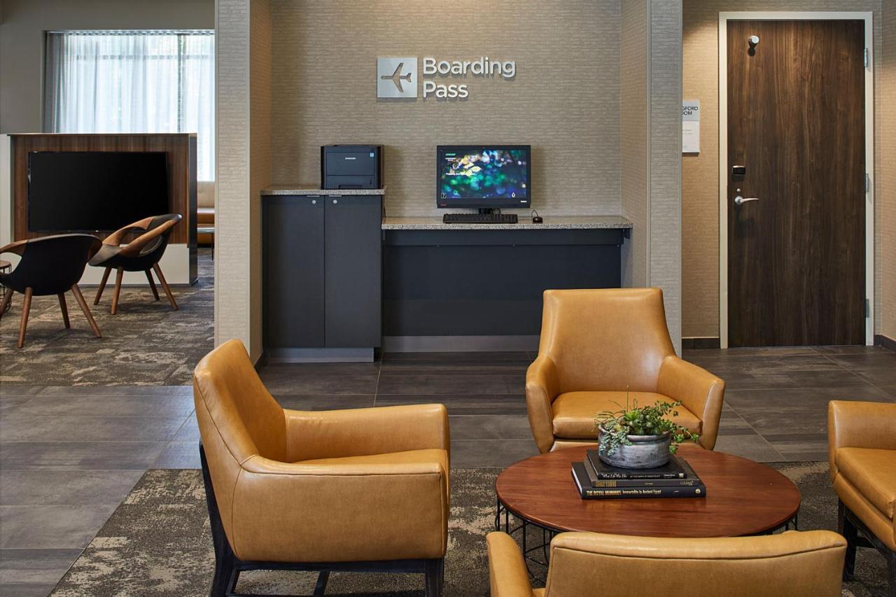 Courtyard By Marriott Minneapolis West Saint Louis Park Exterior photo